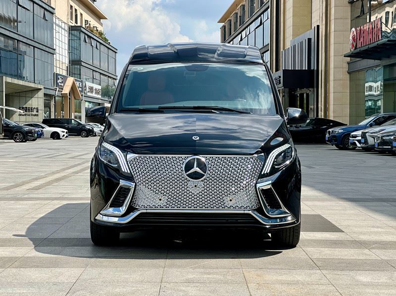 Mercedes-Benz2.0T Business pre 8 sedadiel