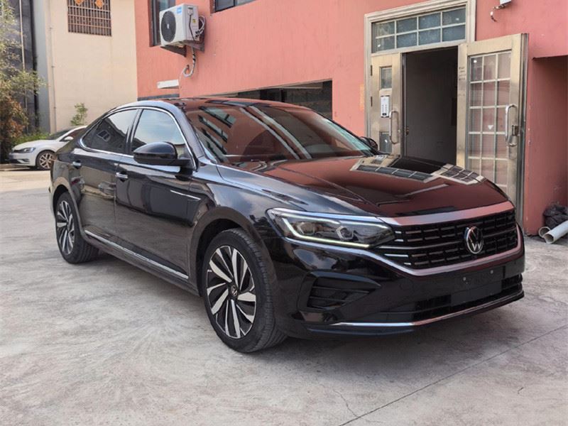 Volkswagen Passat 280TSI Business 2023